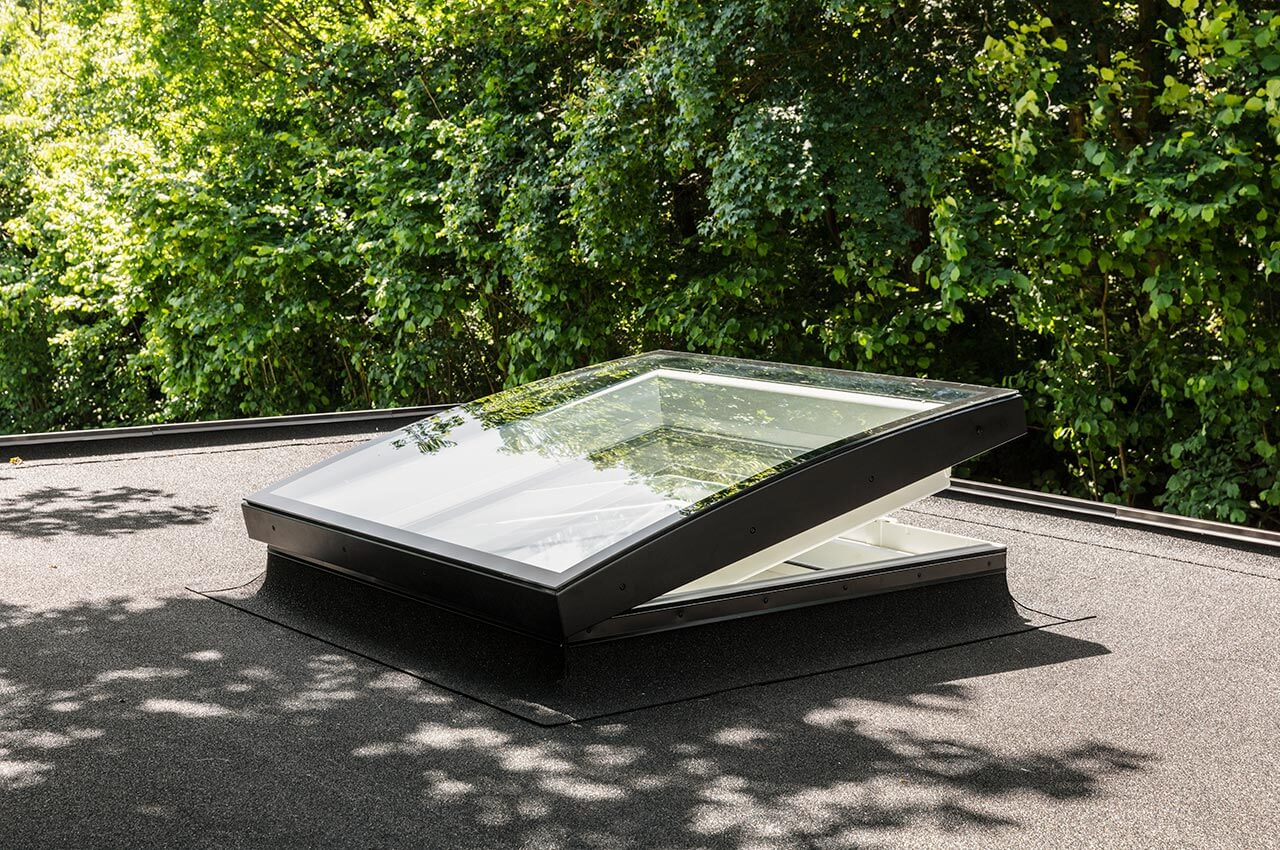 143885-01-xxl_curved-glass-rooflight_1280x850.jpg